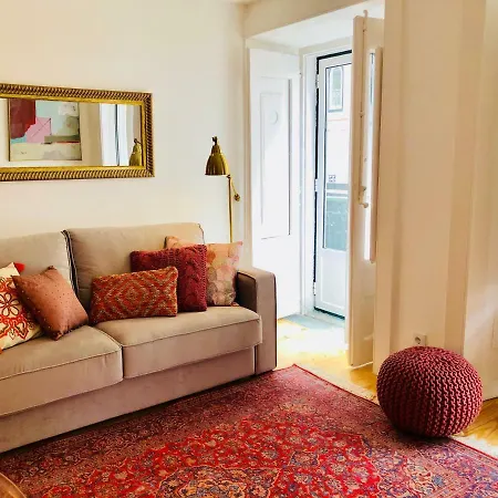 Brand New Bairro Alto Old Style Apartament *