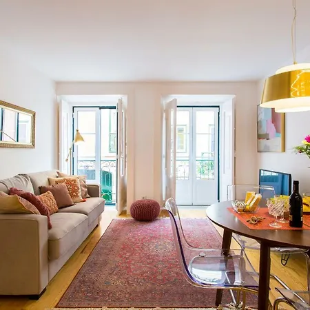 Brand New Bairro Alto Old Style Apartament Lizbona